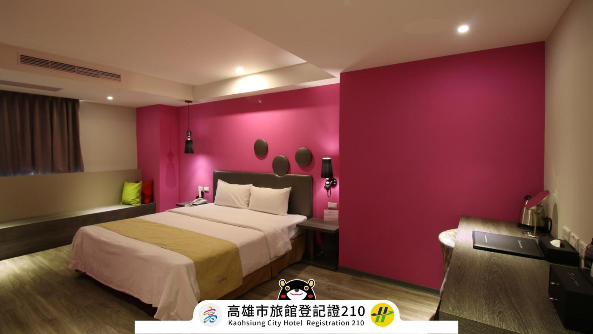Blue Coast Hotel Kaohsiung Exterior photo